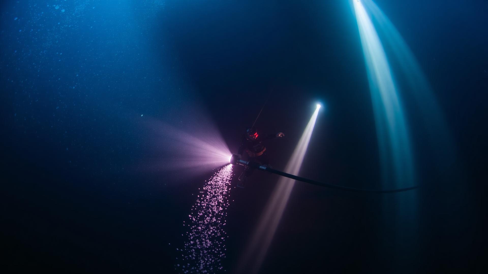 Underwater Hull Cleaning